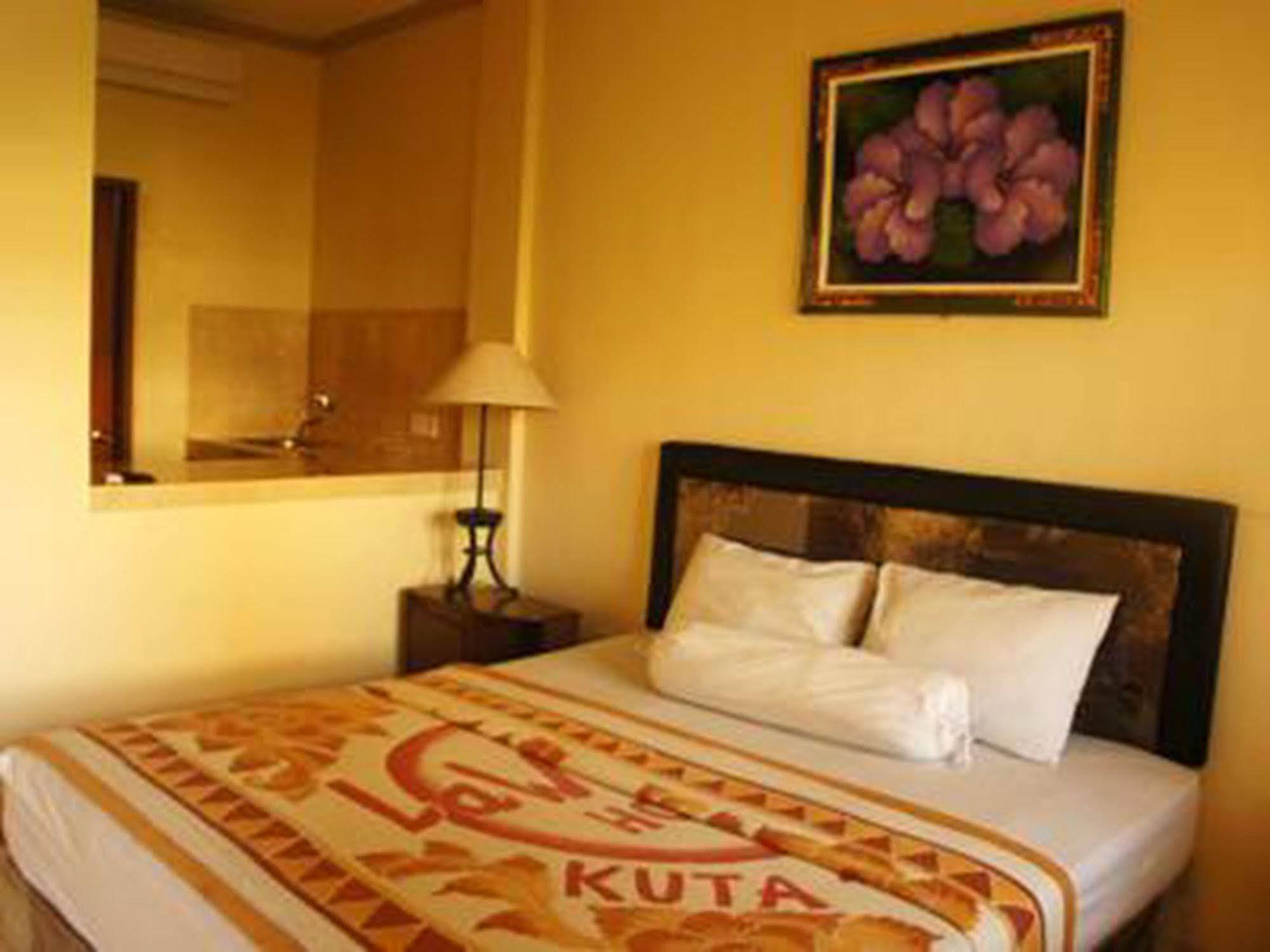 Graha Chania Legian Kuta  Luaran gambar